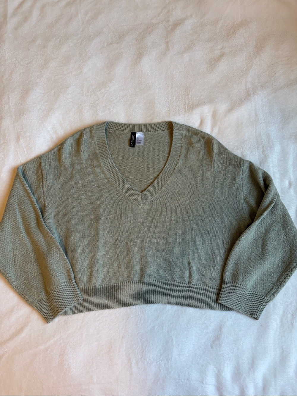 Cropped V-Neck Sweater in Sage Green